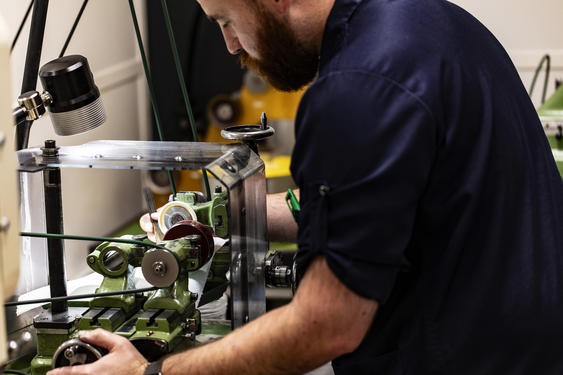 Roud'hor, spécialisée dans la fabrication de rouages pour les marques horlogères de prestige, haute horlogerie, Vallée de Joux, Genève, la Chaux-de-Fonds, Bienne, Suisse